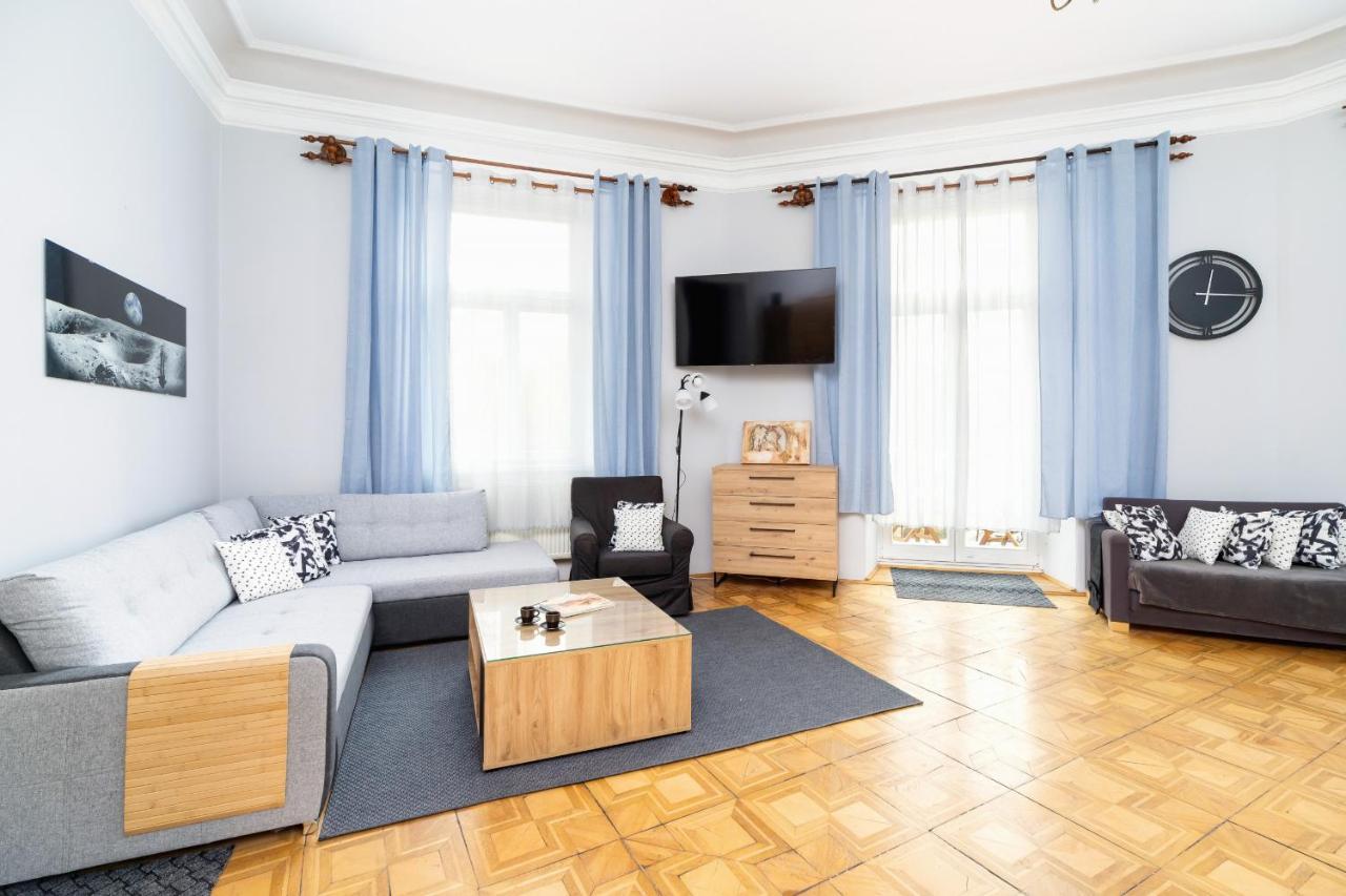 Podwale Apartment Uj Downtown Cracow By Noclegi Renters Krasków Eksteriør bilde