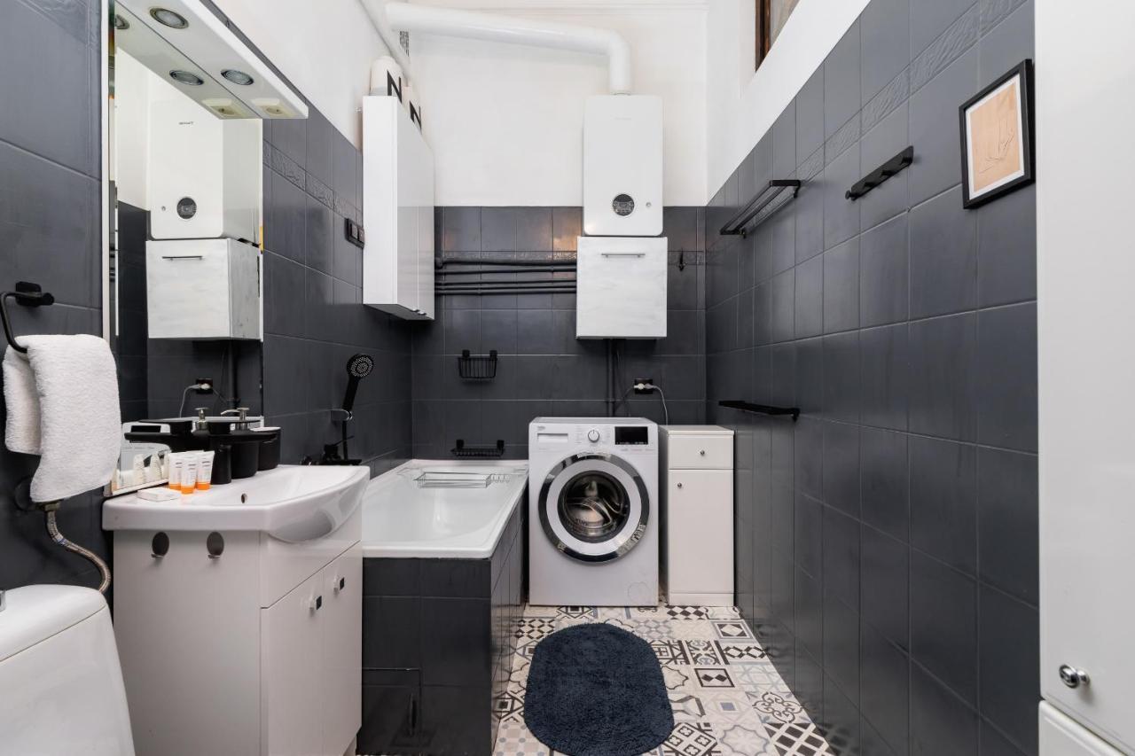 Podwale Apartment Uj Downtown Cracow By Noclegi Renters Krasków Eksteriør bilde